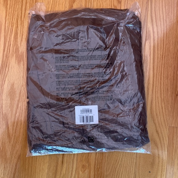 NWT GAP Brown Smocked Flutter Sleeve Midi Dress - Picture 4 of 5